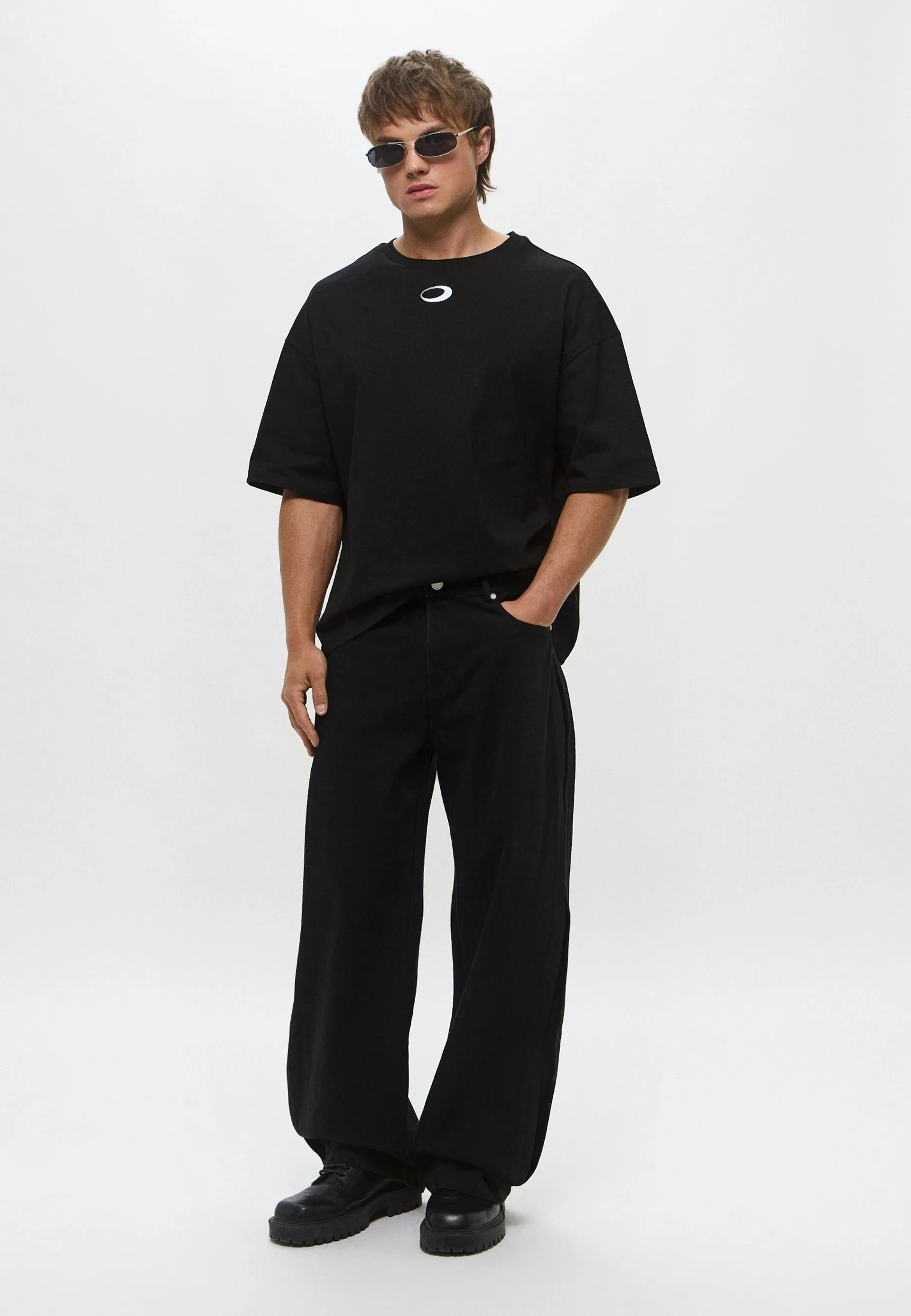 Футболка Distressed Darling