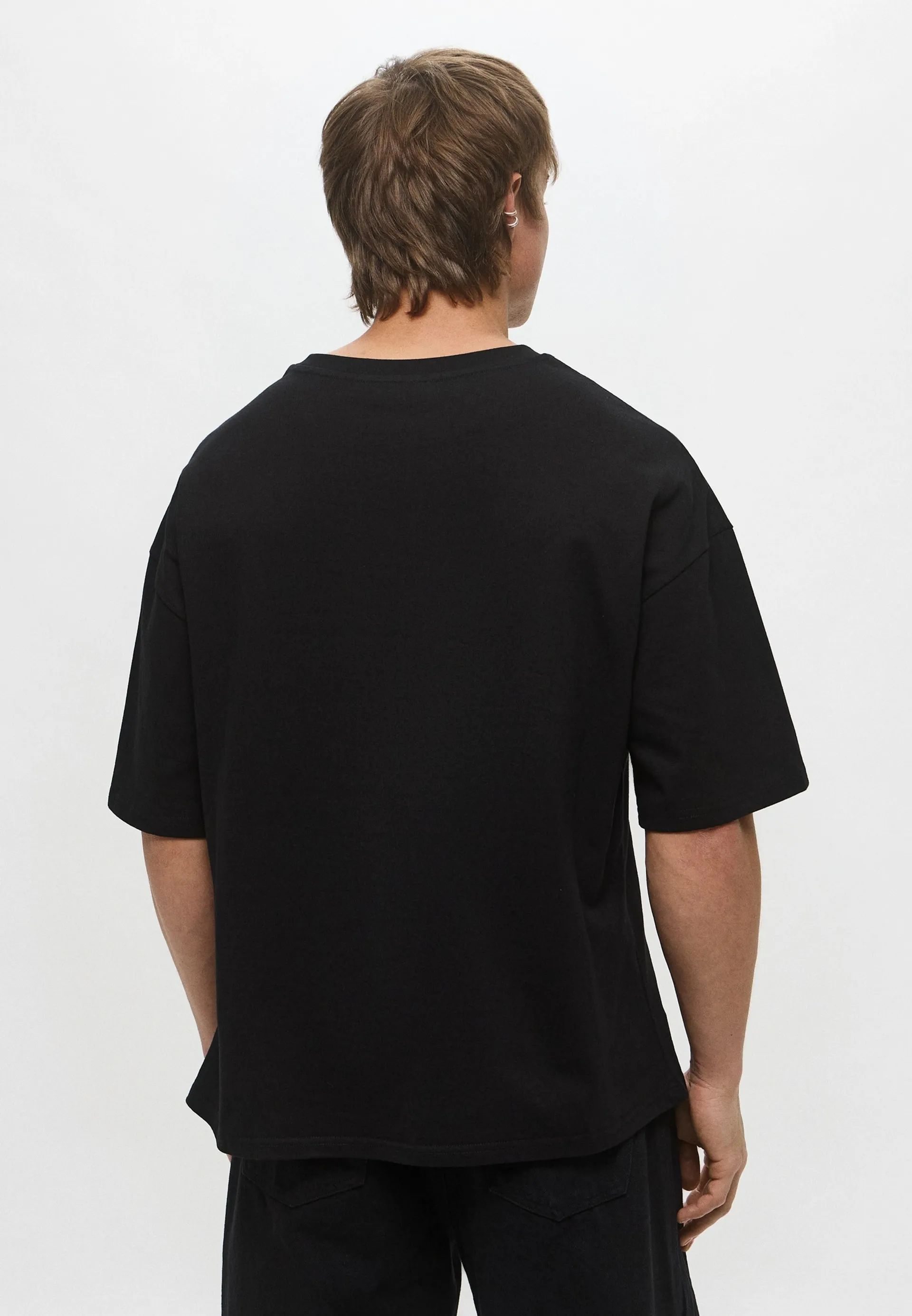 Футболка Distressed Darling